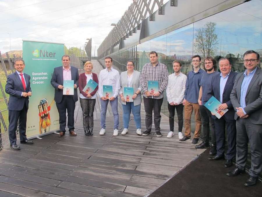 Participantes en la presentaciÃ³n de la nueva empresa tecnolÃ³gica Nter, con sede en el Vivero de Empresas de La Rioja