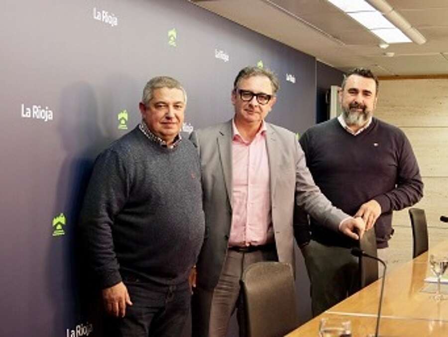 Luis Pérez Echeguren, gerente de ADER, Diego Rodríguez, director de proyectos en Entaina y José Vicente Sáinz, CEO de Solteco, en la presentación del proyecto ORHI+