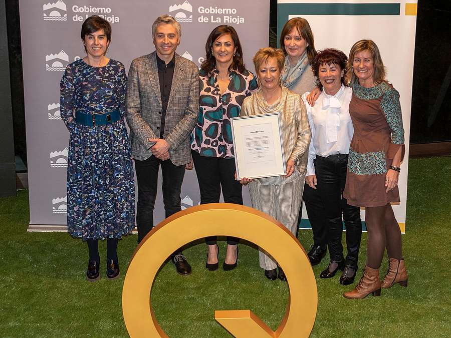 Representantes de los Premios de Buenas Prácticas e innovación el sector público en los Premios para la Excelencia 2019