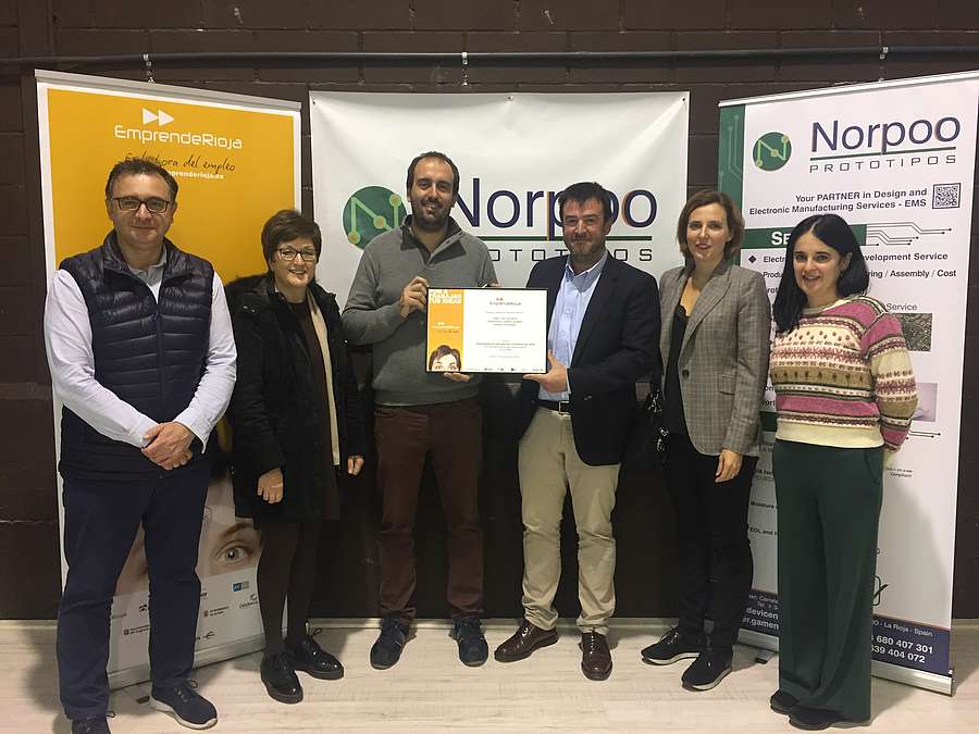 El Plan EmprendeRioja otorga a Francisco Javier Gamen y a Pablo de Vicente el diploma al emprendedor del mes de noviembre de 2018 por su proyecto Norpoo Prototipos