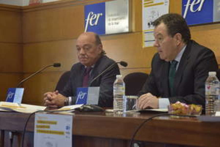 Javier Ureña y Jaime García-Calzada presentan un ciclo de jornadas sobre estrategia empresarial
