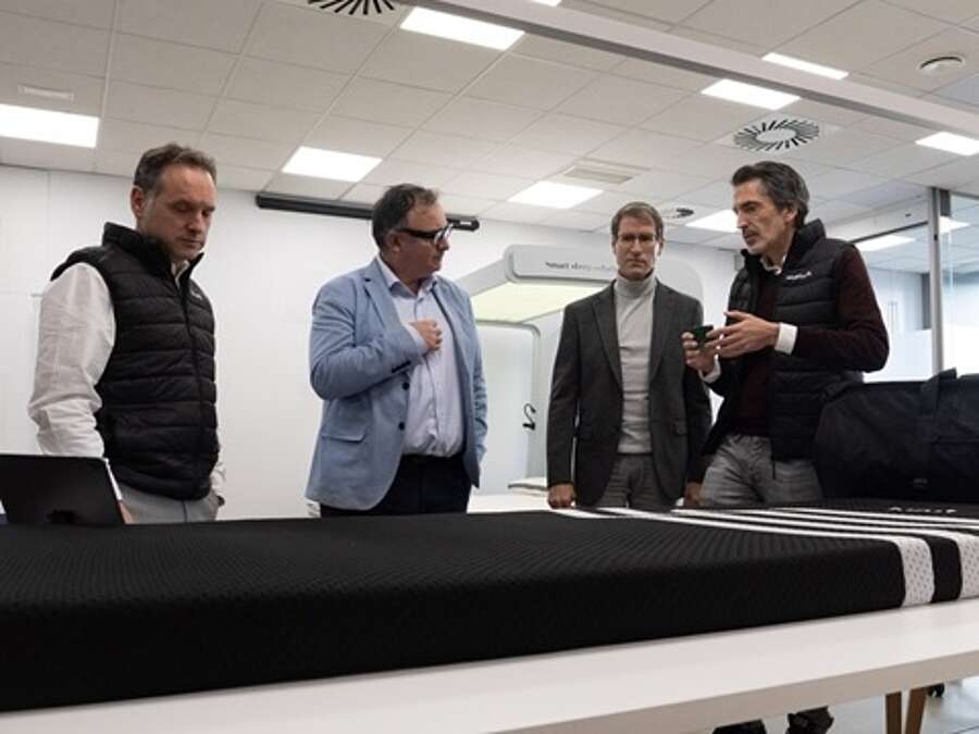 Gonzalo Capellán visita el Vivero de Empresas de La Rioja