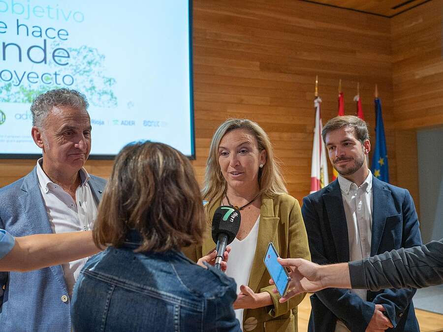 La consejera Belinda León en la presentación del proyecto dRural