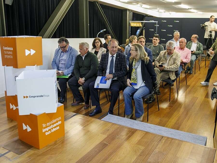 Asistentes a la presentación del proyecto Retorno Rural