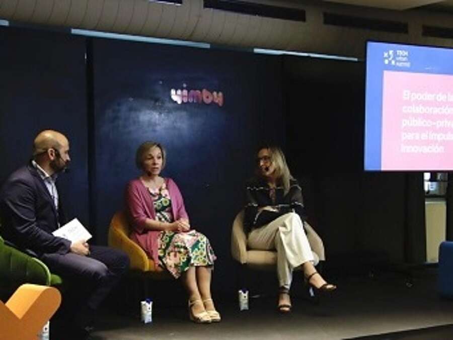 La consejera de Economía, Innovación, Empresa y Trabajo Autónomo, Belinda León, en el Tech Urban Summit 2024