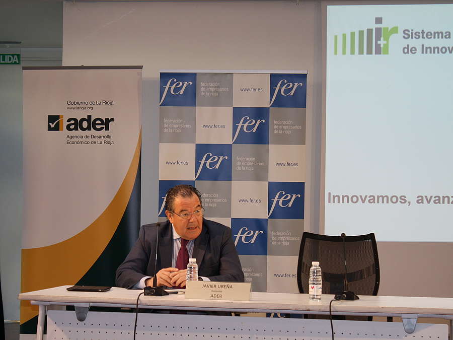 El gerente de la ADER, Javier Ureña, participa en la apertura de la jornada ‘Novedades en el Instrumento para PYMES de la CE-Horizon 2020. 