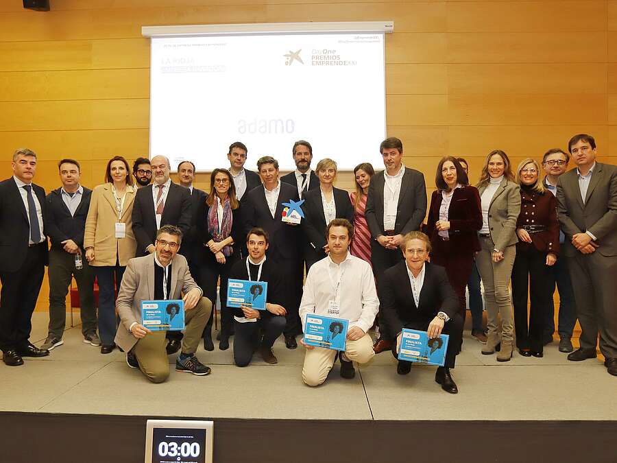 Premiados y participantes en los Premios EmprendeXXI