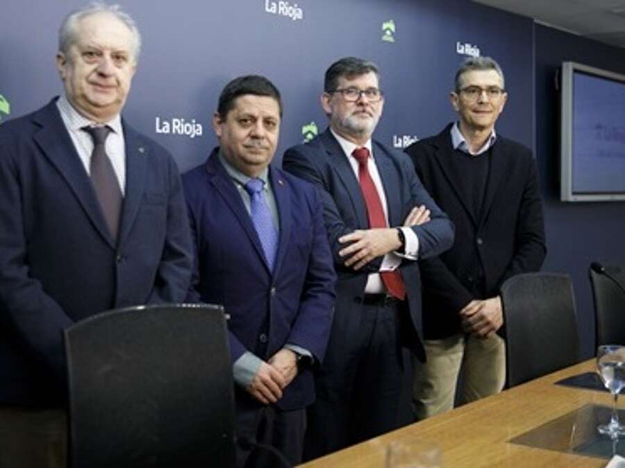 Participantes en la presentación de la X Semana de la Ingeniería Industrial