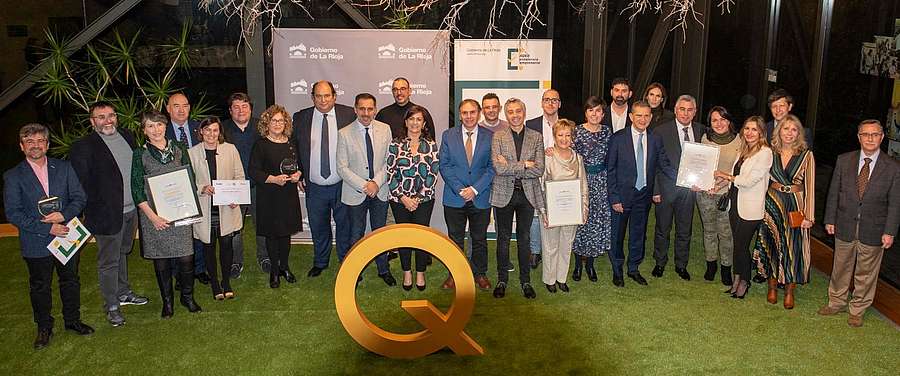 Representantes de las empresas premiadas en los Premios para la Excelencia 2019