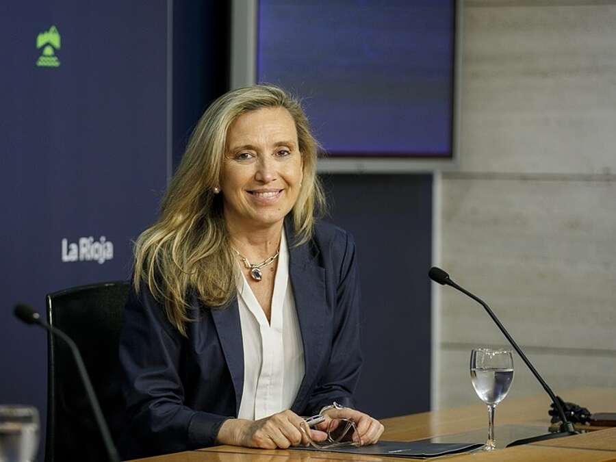 La consejera de Economía, Innovación, Empresa y Trabajo Autónomo, Belinda León, hace balance del programa VER