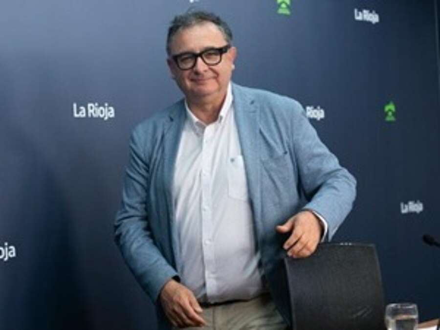 El gerente de ADER, Luis Pérez Echeguren, en la Sala de Prensa del Gobierno de La Rioja