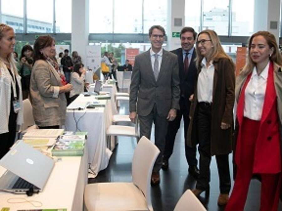 El presidente del Gobierno de La Rioja, Gonzalo Capellán en la inauguración de la II Feria del Empleo y Emprendimiento