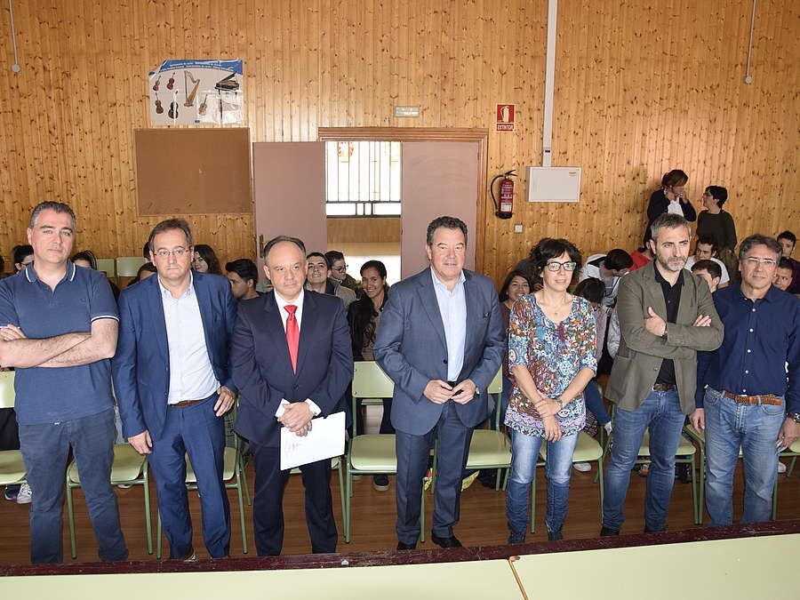 El gerente de la ADER, Javier Ureña, ha presentado esta mañana, junto con el vicepresidente de la FER, Santiago Gutiérrez, y la acaldesa de Haro, Laura Rivado, los XVII Encuentros de Buenas Prácticas Empresariales