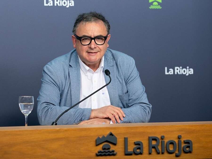 El gerente de la ADER, Luis Pérez Echeguren, presenta tercera edición de los reconocimientos nacionales Top 101