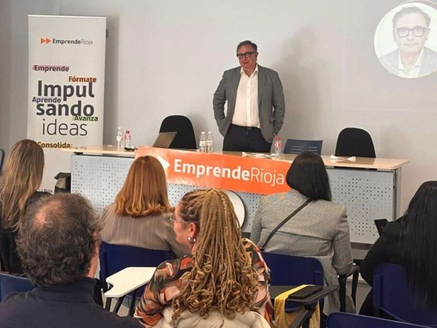 El gerente de la ADER, Luis Pérez Echeguren, en el Día del Emprendedor de Calahorra