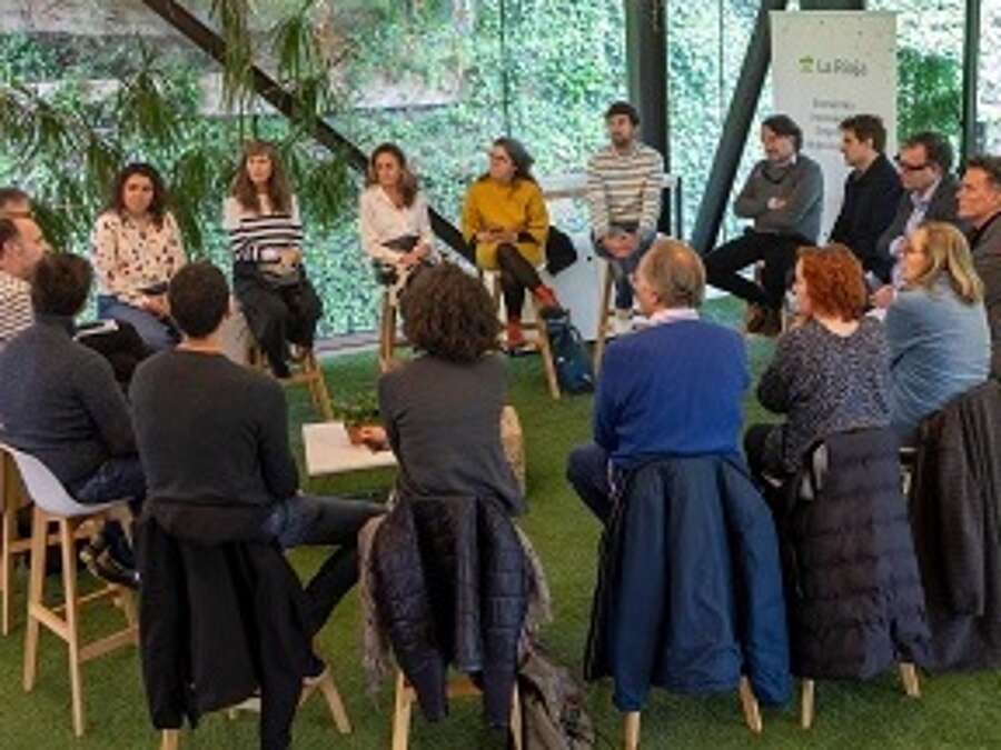 Asistentes al Encuento motivacional del Día del Libro